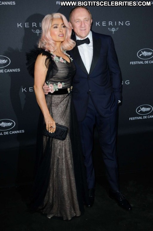 Salma Hayek Babe Posing Hot Celebrity Awards Beautiful Paparazzi Straight