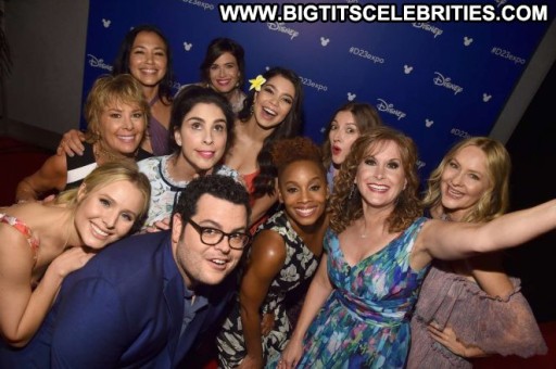 Mandy Moore Beautiful Celebrity Posing Hot Straight Babe Paparazzi