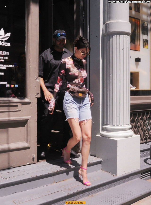 Kendall Jenner No Source Posing Hot Celebrity Denim Babe Shopping