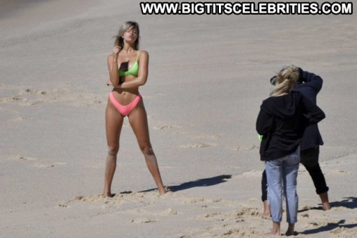 Photos Beautiful Beach Bikini Photoshoot Straight Babe Celebrity Paparazzi Posing Hot