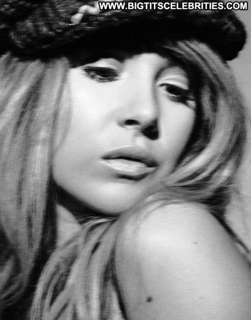 Photos Babe Beautiful Photoshoot Straight Posing Hot Celebrity Paparazzi