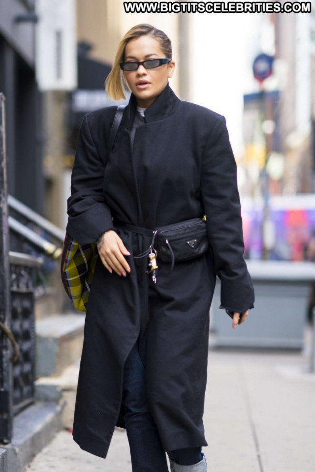 Rita Ora New York Beautiful New York Babe Black Posing Hot Paparazzi