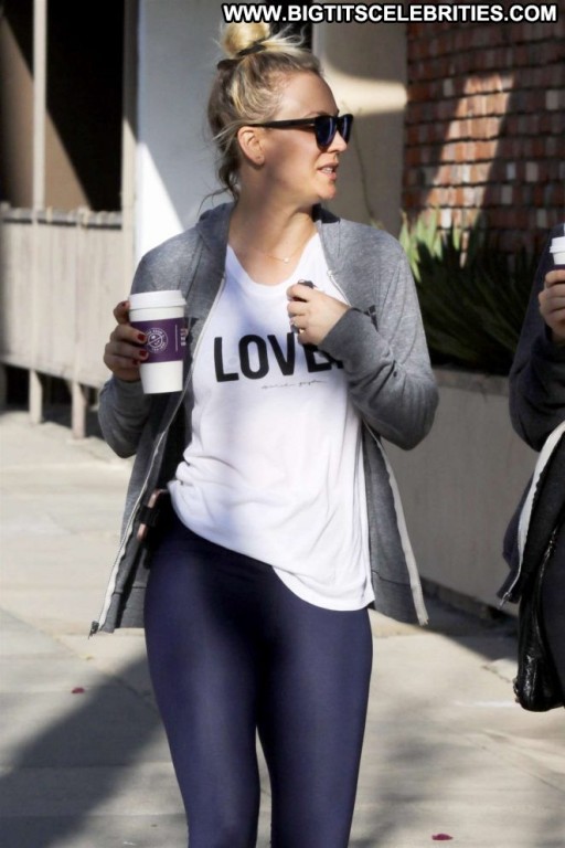 Kaley Cuoco Straight Babe Posing Hot Friends Gym Beautiful Celebrity Paparazzi