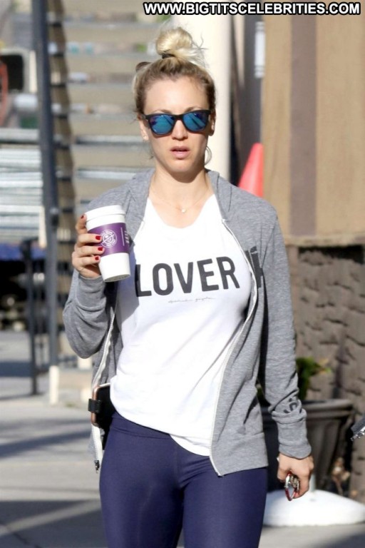 Kaley Cuoco Straight Babe Posing Hot Friends Gym Beautiful Celebrity Paparazzi