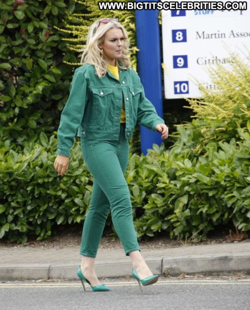 Tallia Storm Beautiful London Babe Posing Hot Straight Celebrity Paparazzi School