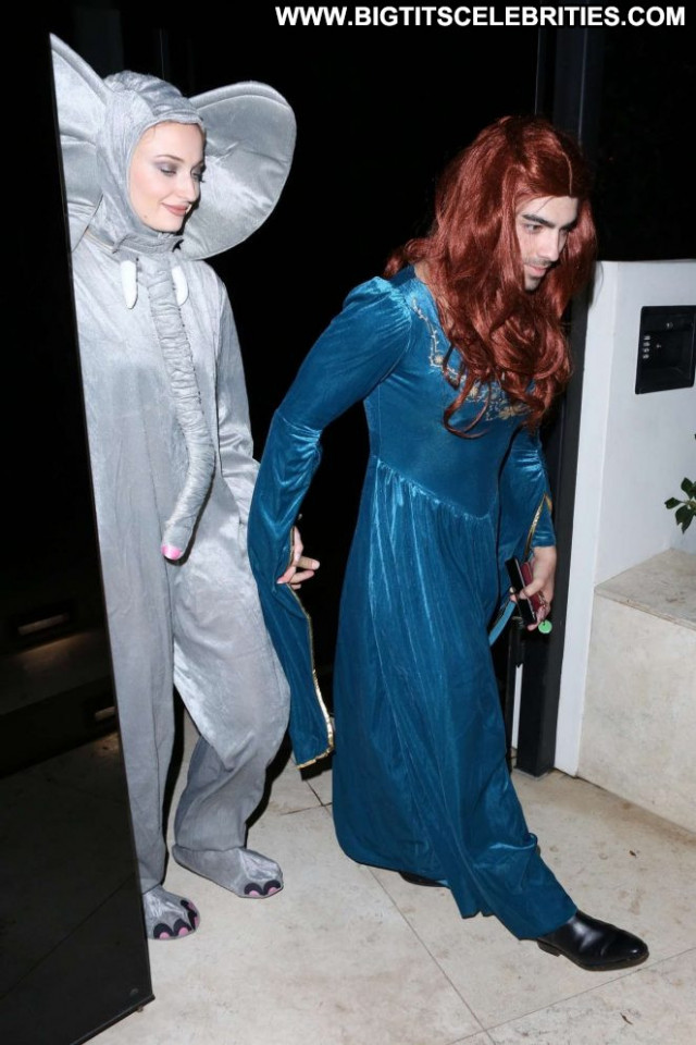 Sophie Turner Halloween Party Angel Posing Hot Babe Party Paparazzi
