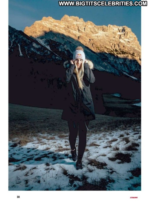 Lindsey Vonn Straight Celebrity Babe Paparazzi Magazine Beautiful Posing Hot