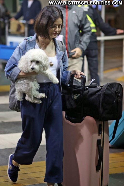 Lucy Hale Babe Posing Hot Paparazzi Beautiful Celebrity Straight