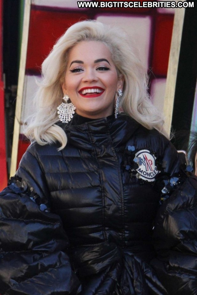 Rita Ora No Source Nyc Celebrity Beautiful Babe Paparazzi Posing Hot