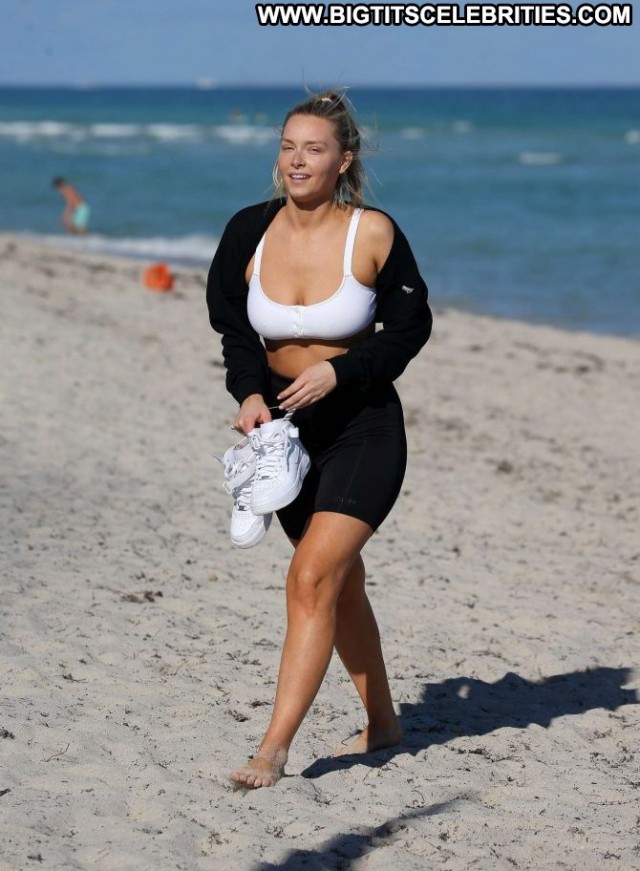 Camille Kostek The Beach Posing Hot Celebrity Babe Beach Beautiful