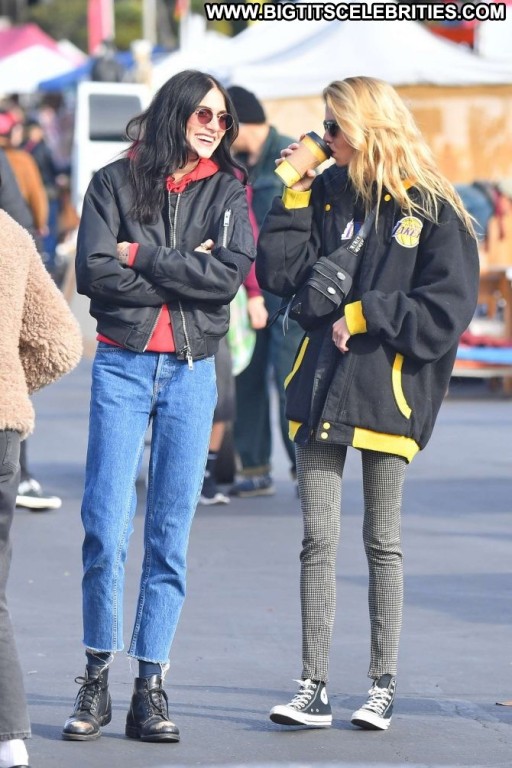 Stella Maxwell Babe Celebrity Straight Beautiful Posing Hot Paparazzi