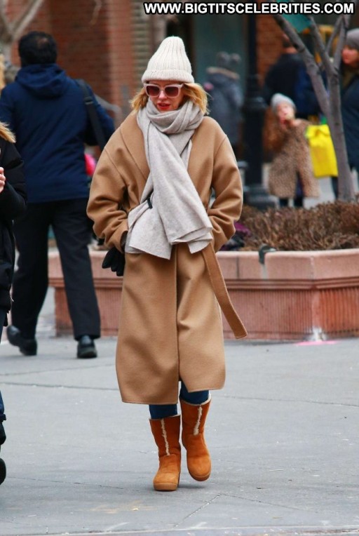 Naomi Watts Straight New York Beautiful Posing Hot Babe Paparazzi Celebrity