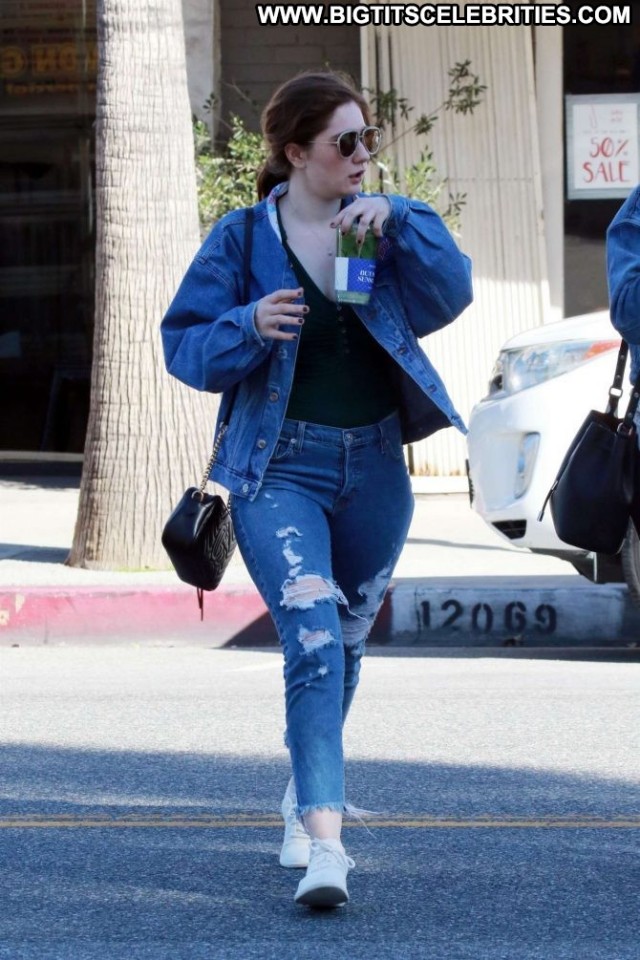Emma Kenney No Source  Babe Celebrity Jeans Posing Hot Paparazzi
