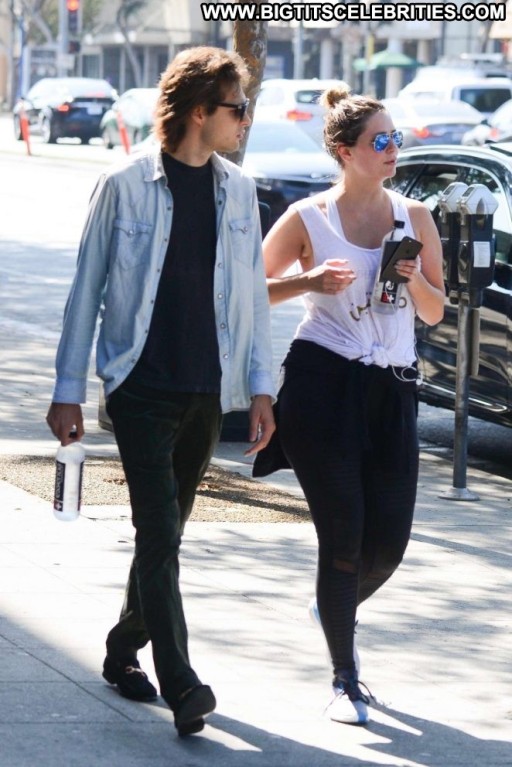 Mischa Barton Los Angeles Straight Celebrity Bar Posing Hot Babe Angel Beautiful Paparazzi