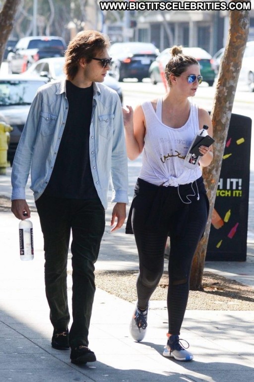 Mischa Barton Los Angeles Straight Celebrity Bar Posing Hot Babe Angel Beautiful Paparazzi