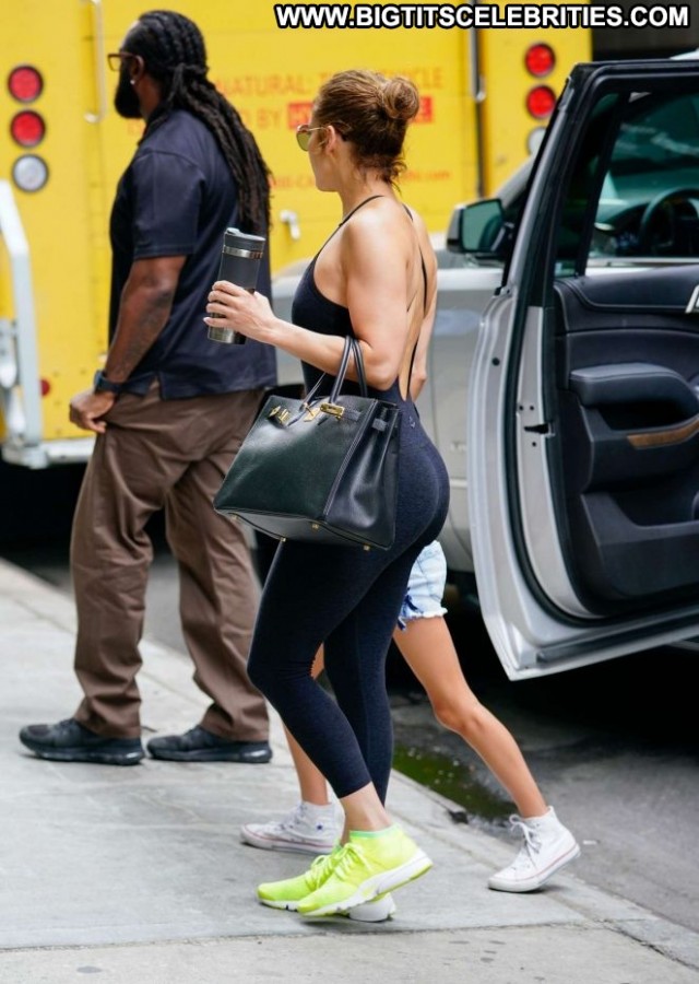 Jennifer Lopez New York Black Posing Hot Babe Beautiful Celebrity New