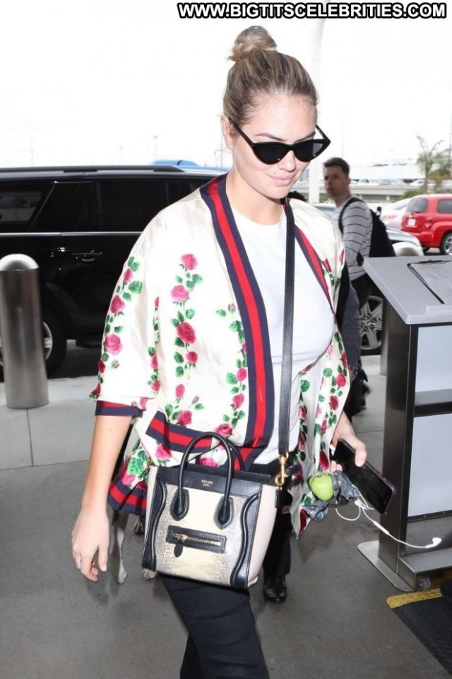 Kate Upton Lax Airport Babe Lax Airport Los Angeles Celebrity Angel