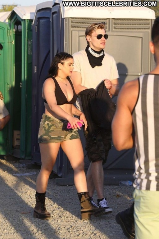 Ariel Winter Posing Hot Celebrity Coach Beautiful Babe Paparazzi Winter Straight