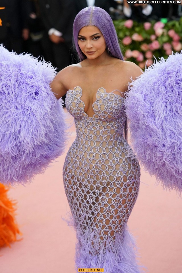 Kylie Jenner No Source See Through Babe Beautiful Sex Celebrity Sexy